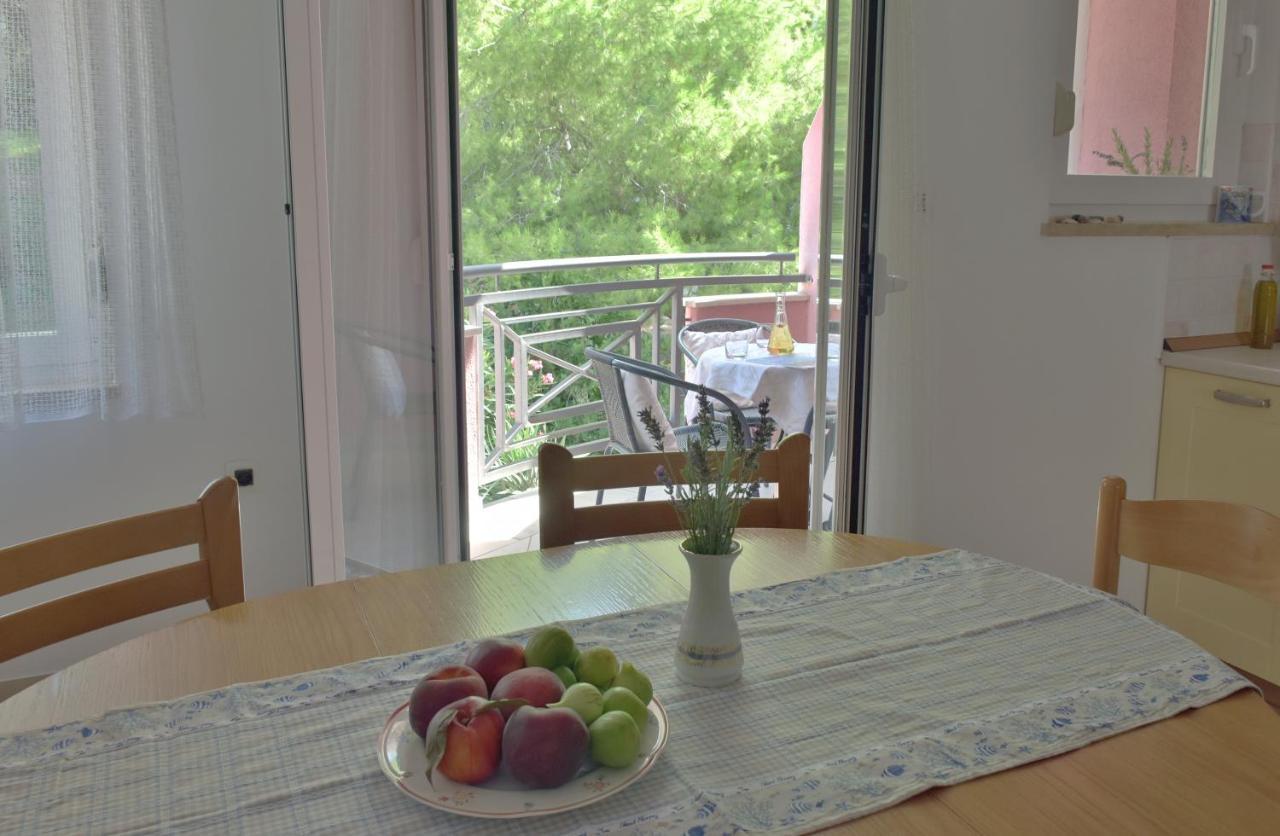 Pino Apartment Pula Ngoại thất bức ảnh