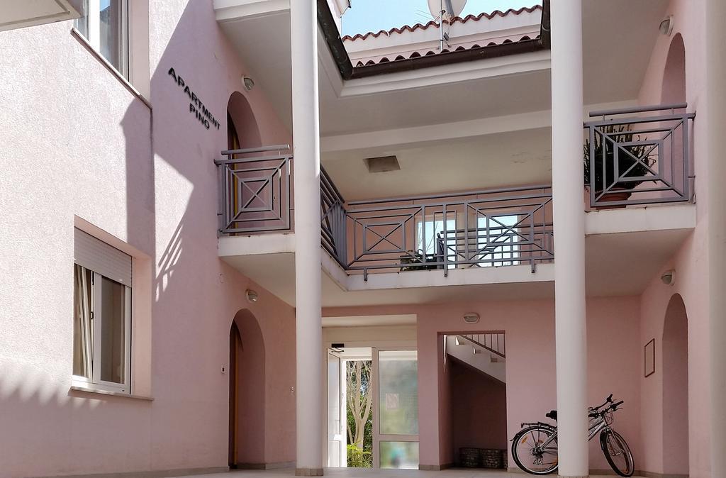 Pino Apartment Pula Ngoại thất bức ảnh
