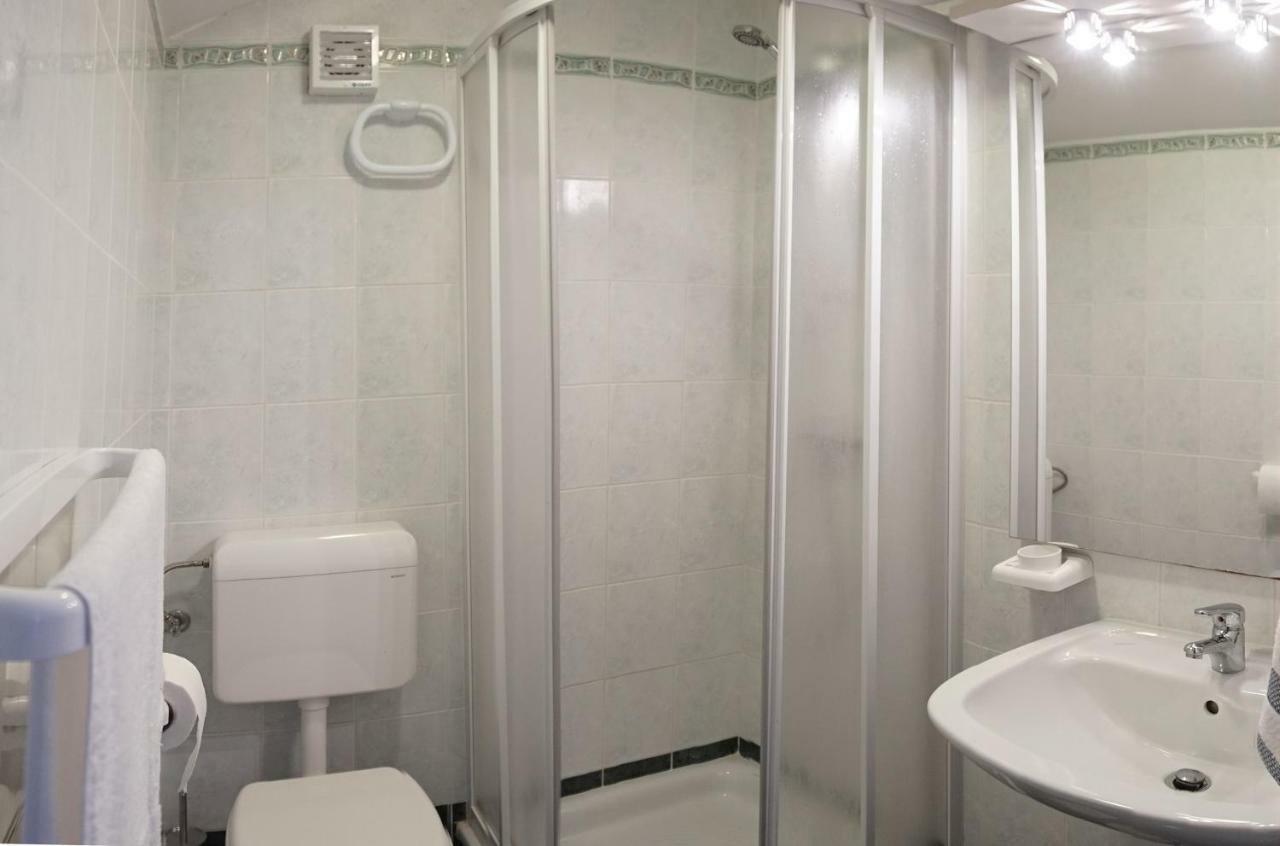 Pino Apartment Pula Ngoại thất bức ảnh